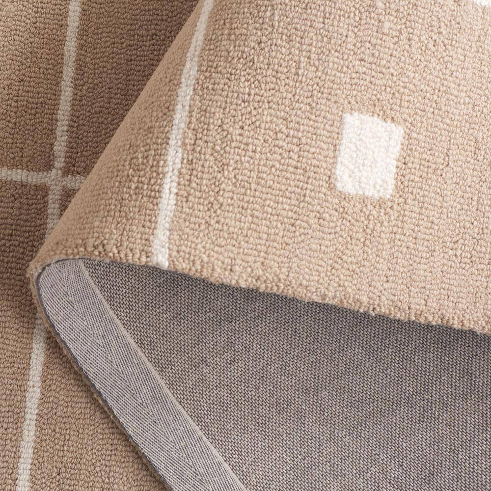 Beige and Ivory Geometric Wool Tufted Rug, 5' x 8'