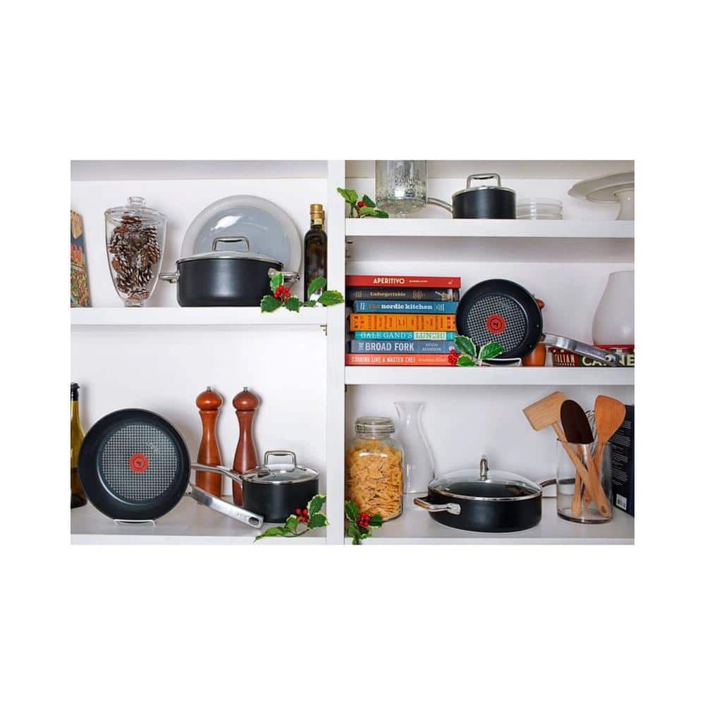 Black Aluminum Nonstick 5-Quart Jumbo Cooker with Lid