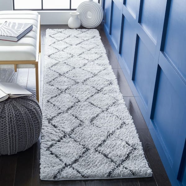 August Shag 2 ft. x 9 ft. Ivory/Gray Diamond Geometric Runner Rug