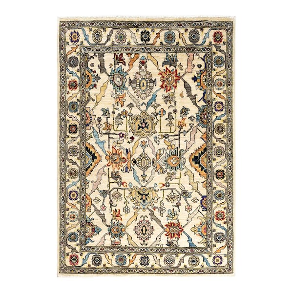 Serapi Ivory 4 ft. x 6 ft. Tribal Wool Indoor Area Rug