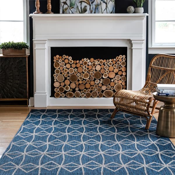 Saunders Geometric Blue 9 ft. 6 in. x 12 ft. Indoor/Outdoor Patio Area Rug
