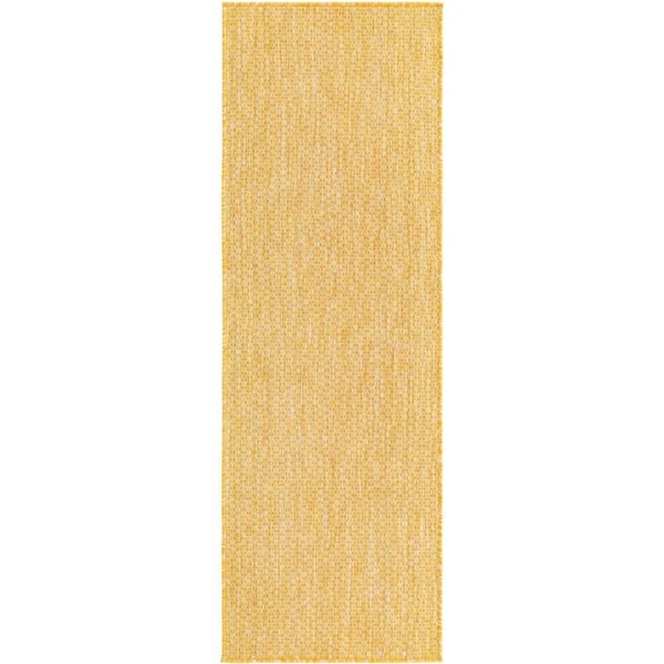 Unique Loom Outdoor Solid Corn Harvest Yellow 2 ft. x 6 ft. 1 in. Area Rug