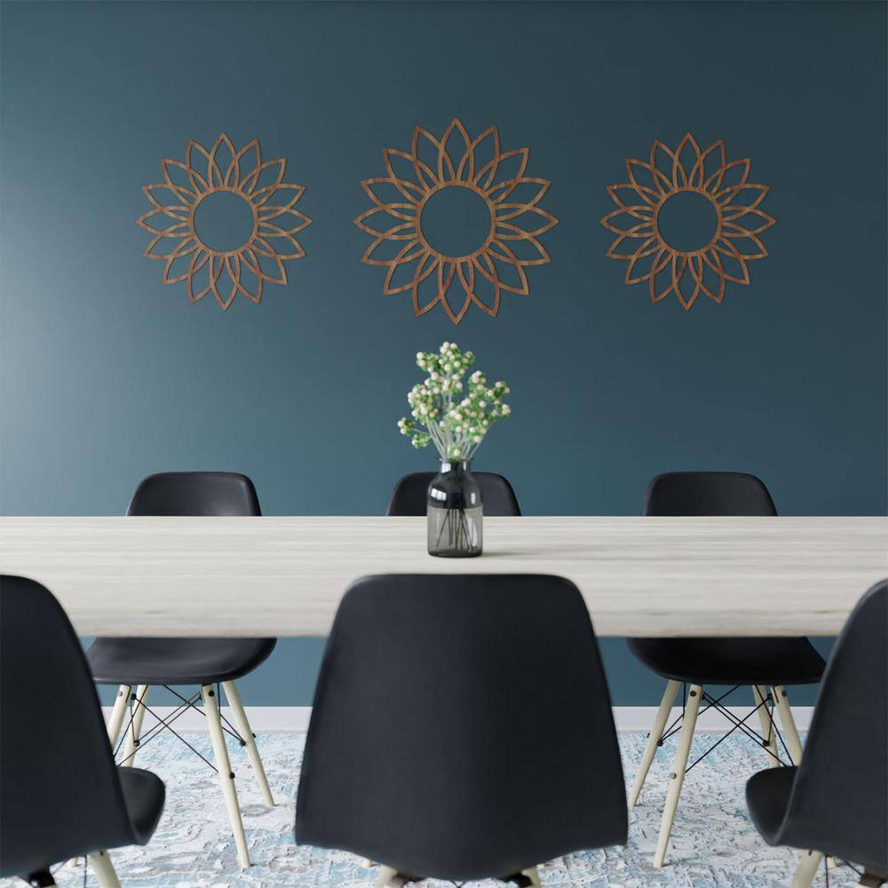18-Inch Walnut Wood Daisy Fretwork Ceiling Medallion