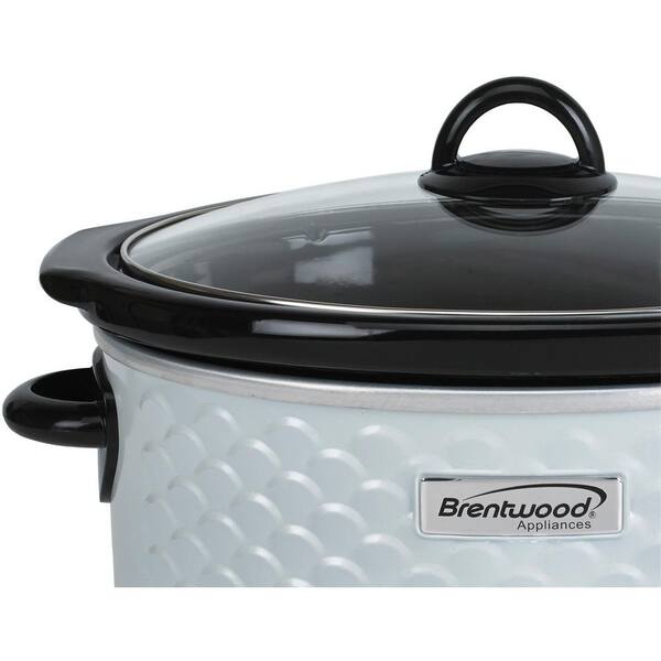 Brentwood 4.5-Quart Scallop Pattern Slow Cooker (White)
