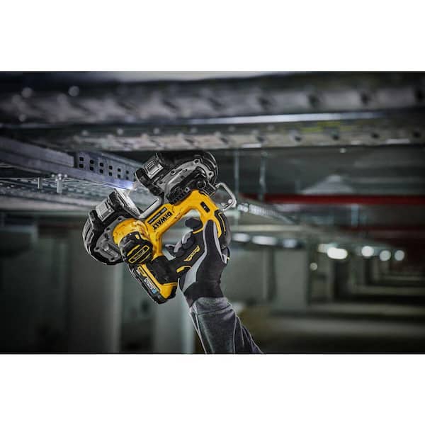 DEWALT - ATOMIC 20V MAX Lithium-Ion Cordless 1-1/4 in. Bandsaw Kit with 1.7 Ah Battery and Charger