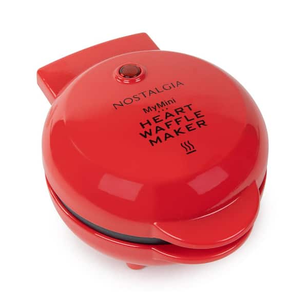 https://images.thdstatic.com/productImages/051b98fb-fe18-4775-a93f-be159b108481/svn/red-nostalgia-waffle-makers-mwfhrt5rd-4f_600.jpg
