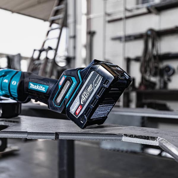 Makita 40V max XGT 4.0Ah High Power Battery BL4040F - The Home Depot