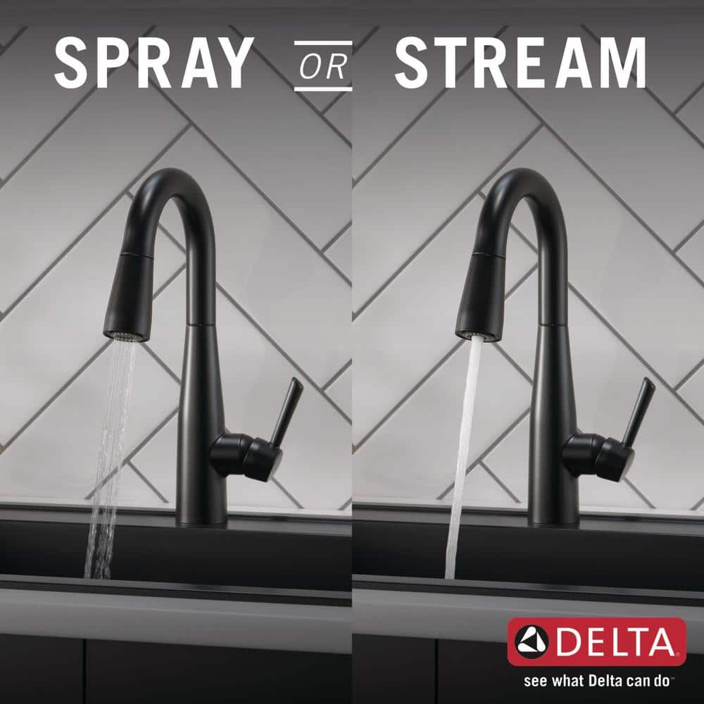 Matte Black Metal Pull-Down Sprayer Kitchen Faucet