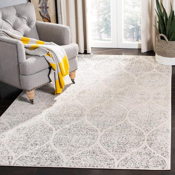 Madison Ivory/Silver 8 ft. x 10 ft. Medallion Area Rug