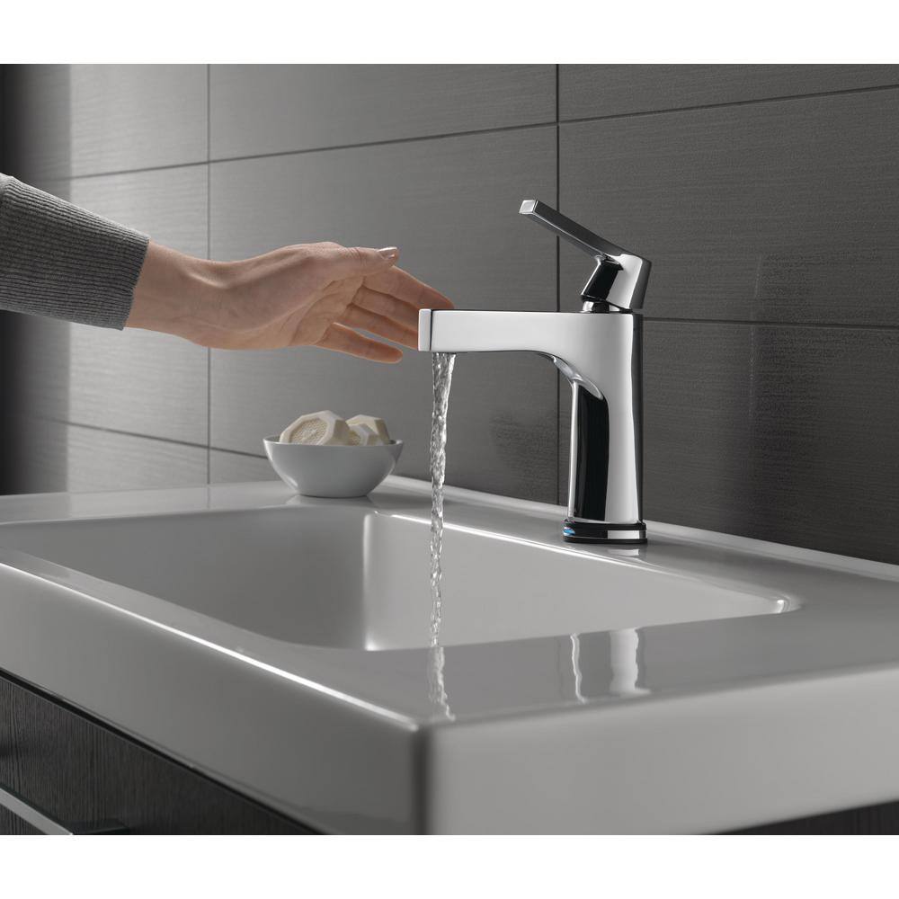 Zura 7 3/4" Chrome Modern Single Hole Faucet with Touch2O Technology