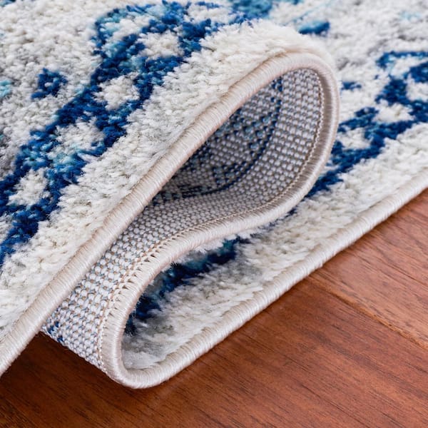SAFAVIEH Tulum 8 ft. x 10 ft. Ivory/Blue Medallion Diamond Area