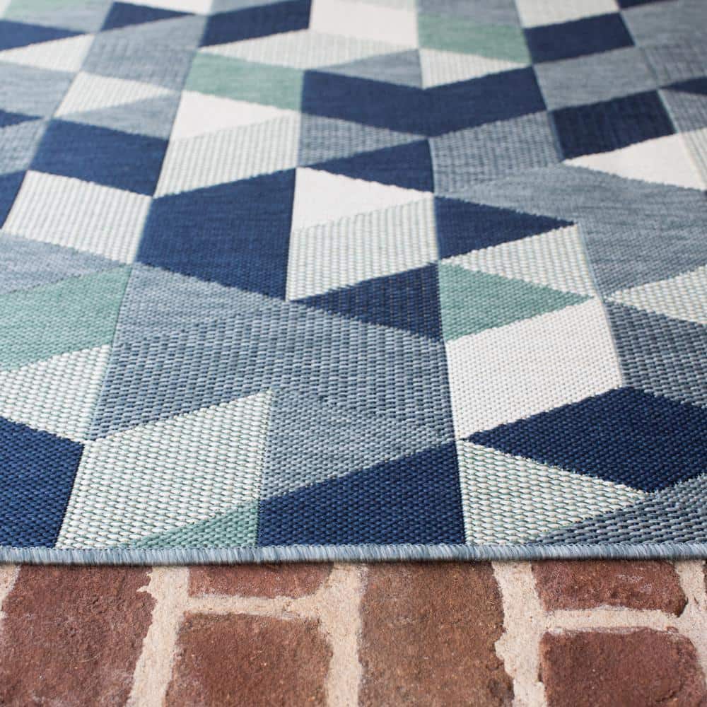 Braided Blue Geometric 8' x 10' Easy-Care Outdoor Rug