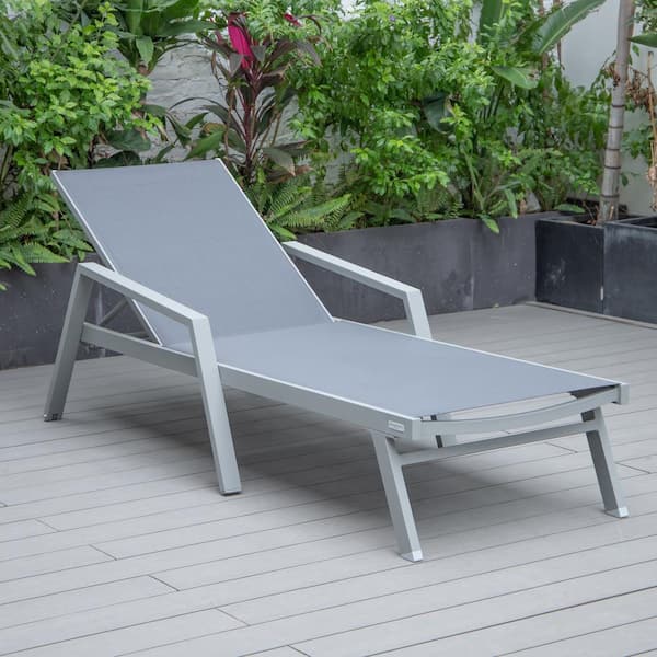 Leisuremod Marlin Outdoor Patio Chaise Lounge Chair with Arms in Grey Aluminum Reclining Backrest Mesh Sling Seat in Light Brown