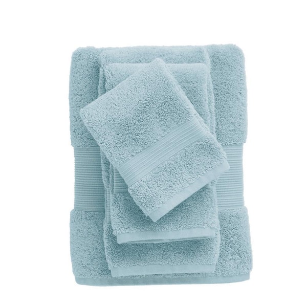 https://images.thdstatic.com/productImages/05533399-3d81-447b-91e7-92be74199f89/svn/blue-sky-the-company-store-bath-towels-vj92-bath-blsky-a0_600.jpg