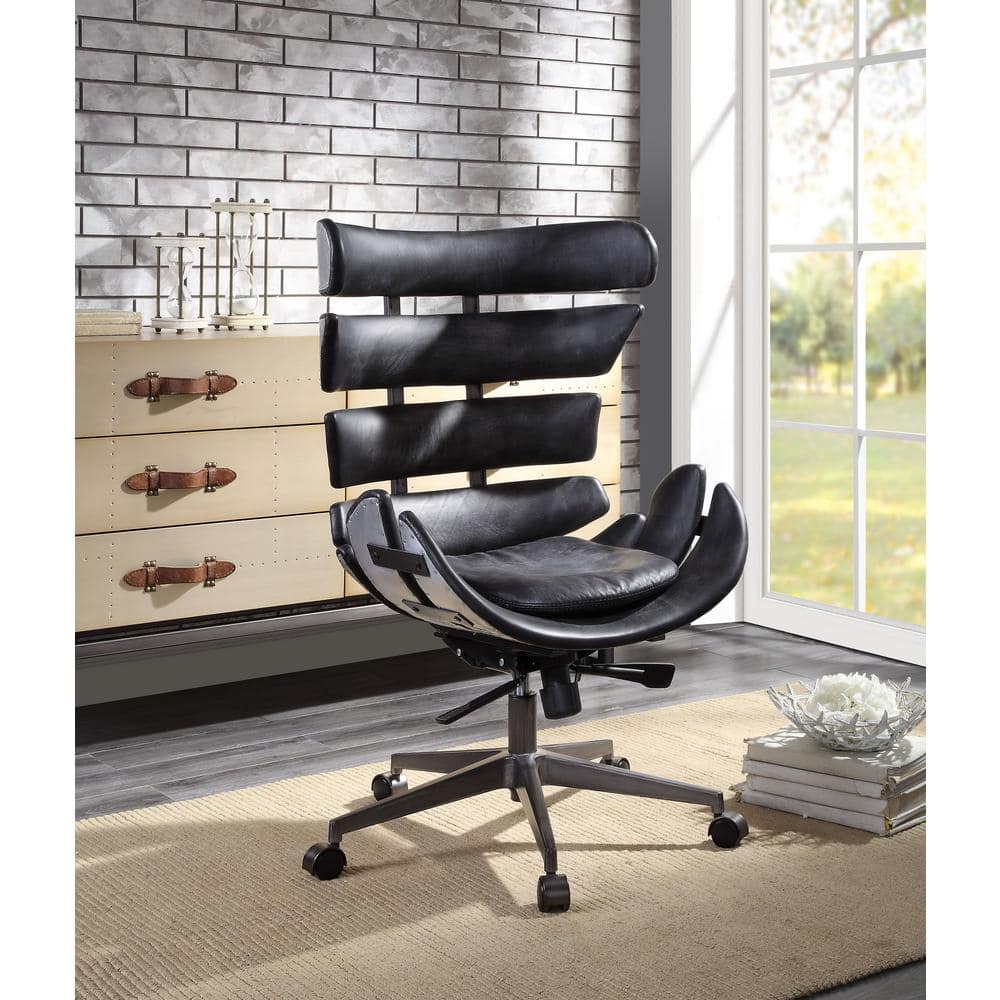 Vintage Black Leather High-Back Swivel Executive Chair