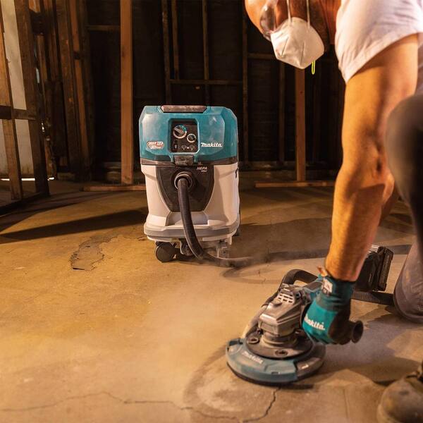 Makita 80V max (40V max X2) XGT 10Gal HEPA Vacuum Wet & Dry