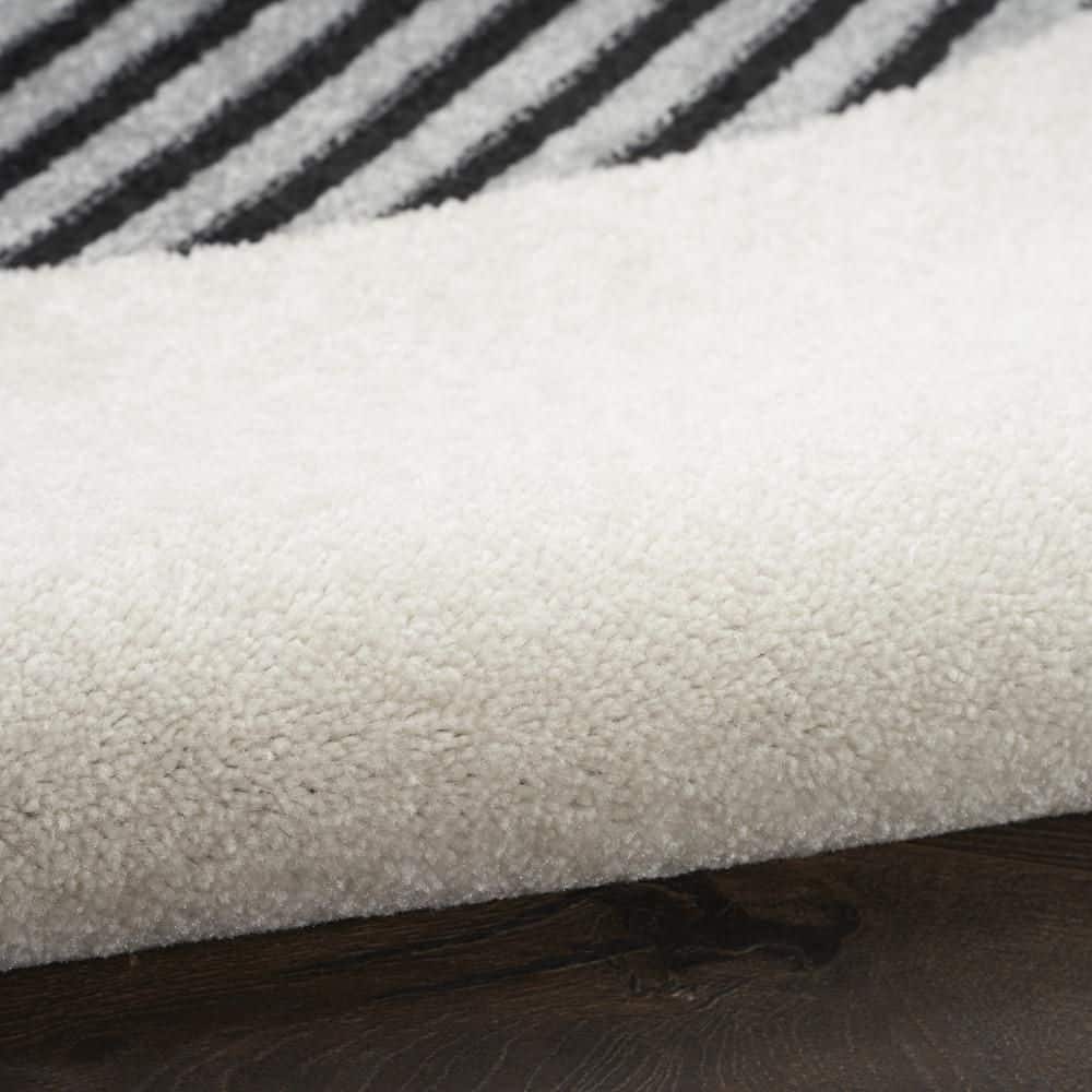 Ivory & Black Geometric 6'x9' Synthetic Easy-Care Rug