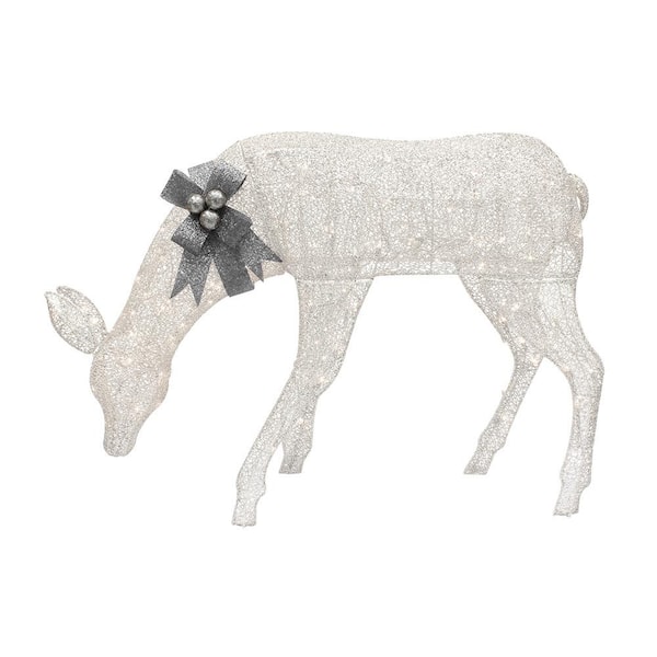 Puleo International 57"L Mesh Fabic Feeding Doe with white glitters, w/sliver glittered bow, 150 UL clear light, indoor and outdoor use.