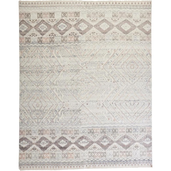 HomeRoots Gray and Ivory Geometric 2 ft. x 3 ft. Area Rug