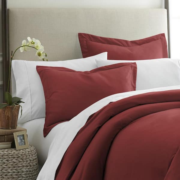 Becky Cameron Performance 2-Piece Burgundy Standard Pillow Sham Set