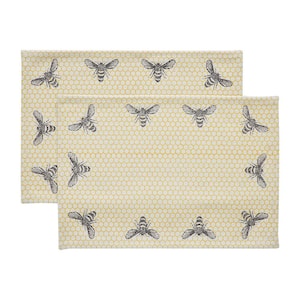 Buzzy Bees 19 in. W x 13 in. H Yellow Cotton Honeycomb Bees Placemat (Set of 2)