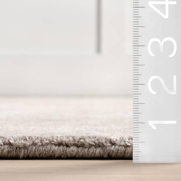 Speckled Wool-Blend Dove Grey 4 ft. x 6 ft. Indoor Rug