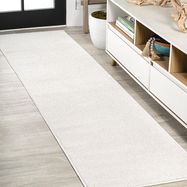 JONATHAN Y Haze Solid Low-Pile Cream 2 ft. x 8 ft. Runner Rug
