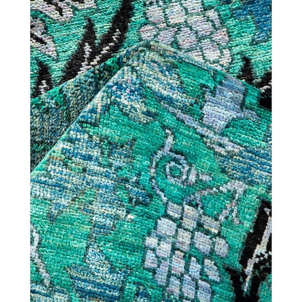 Arts and Crafts 6 ft. x 12 ft. Green Floral Wool Indoor Runner Rug