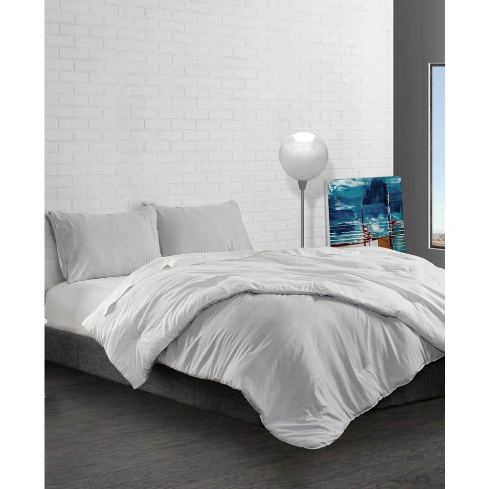 ELLA JAYNE White and Platinum King Reversible Microfiber Down