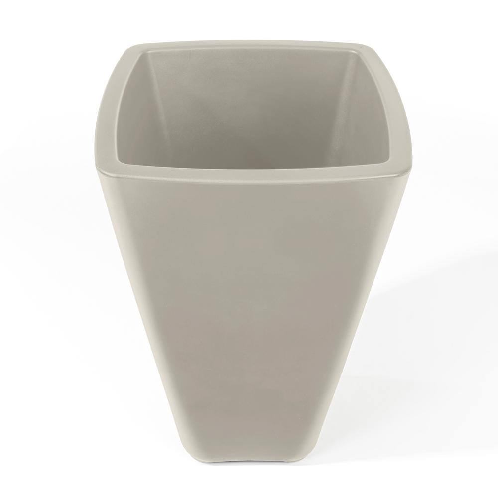 Bridgeview Tall Large Gray Resin Square Indoor/Outdoor Planter