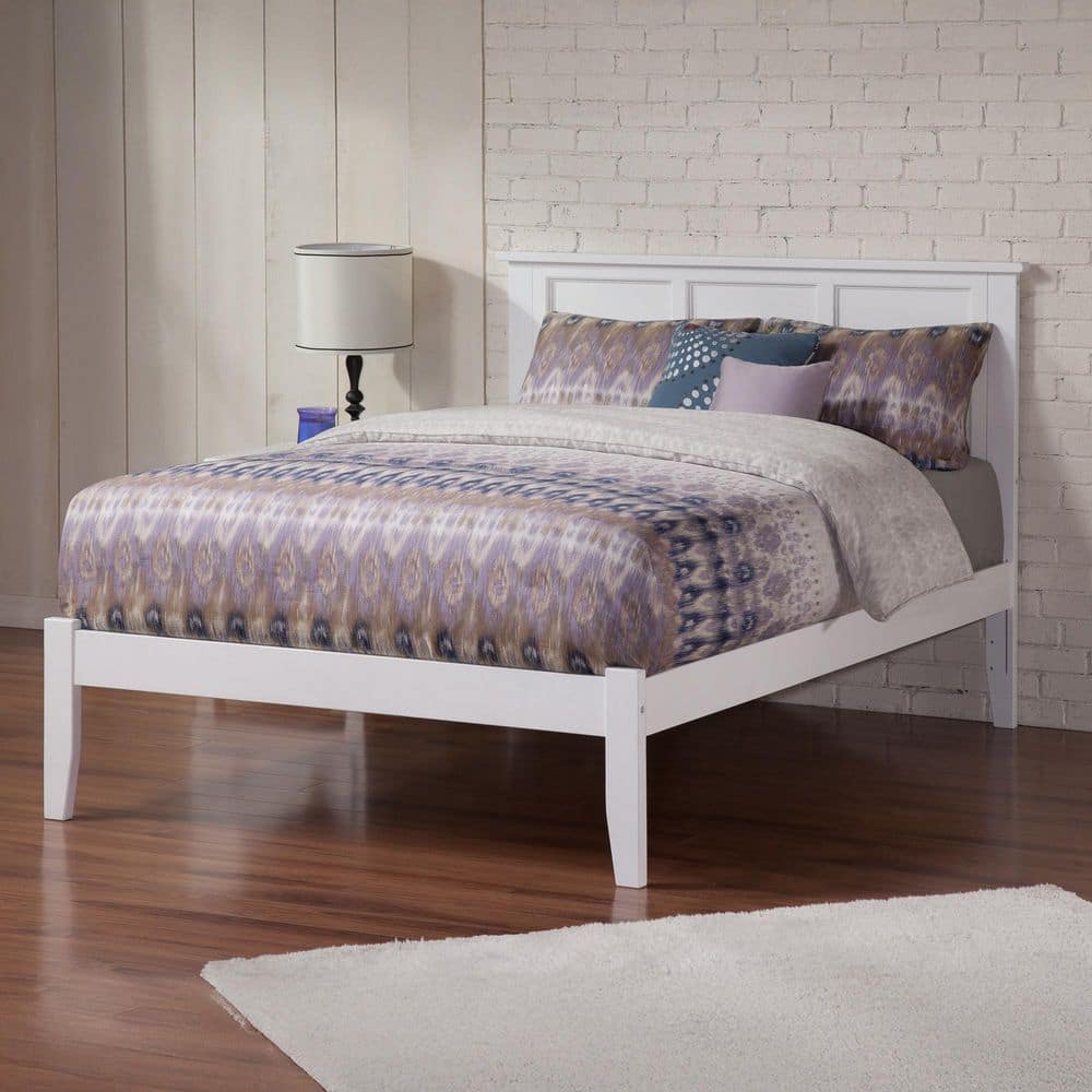 Madison White Solid Wood Frame Queen Platform Bed