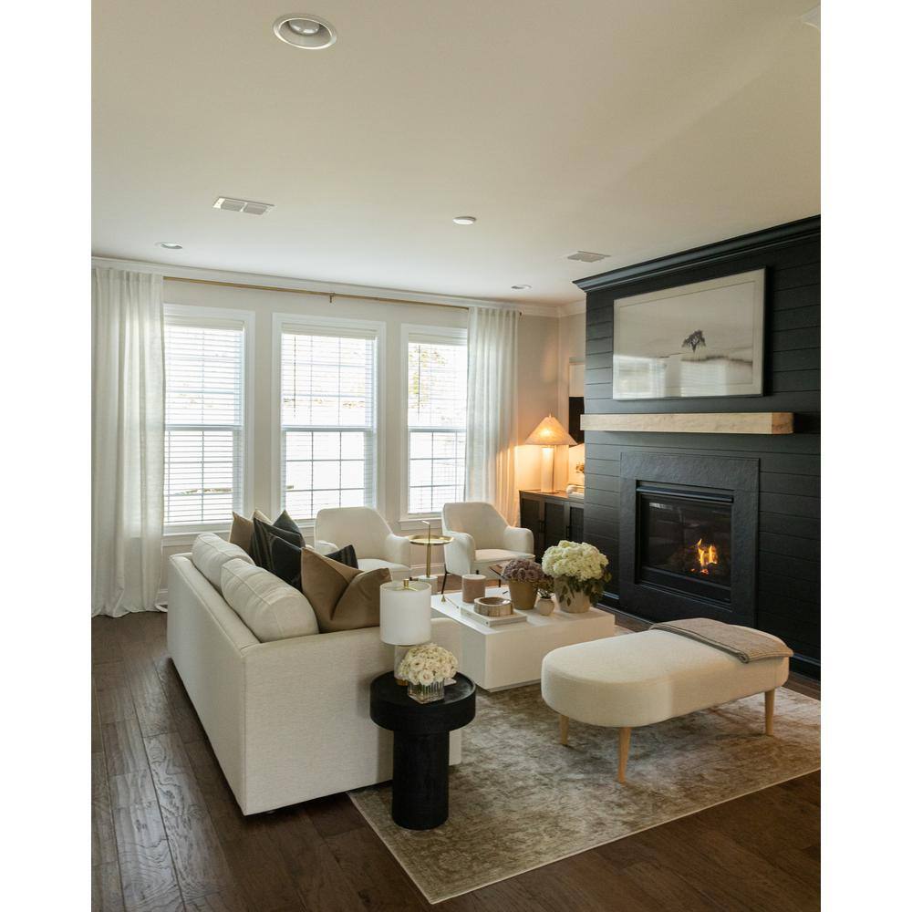 Stone Beige Hand-knotted Wool and Viscose Area Rug 8' x 10'