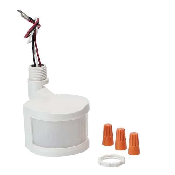 Commercial Electric Weatherproof Motion Security Floodlight Sensor in White