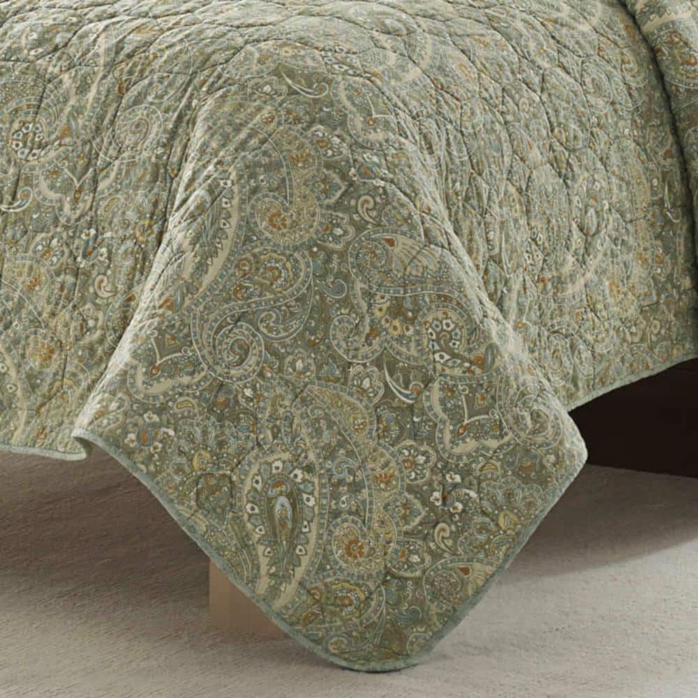 Emilia Sage Green Cotton Reversible Full Quilt Set