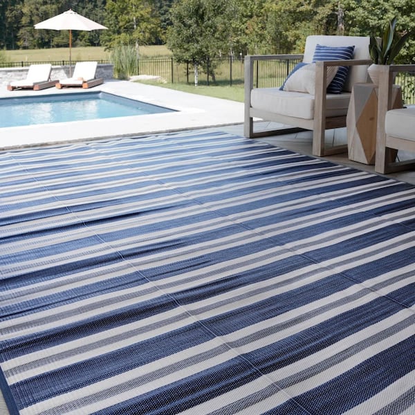 Luna Navy 6 ft. x 9 ft. Stripes Indoor/Outdoor Area Rug