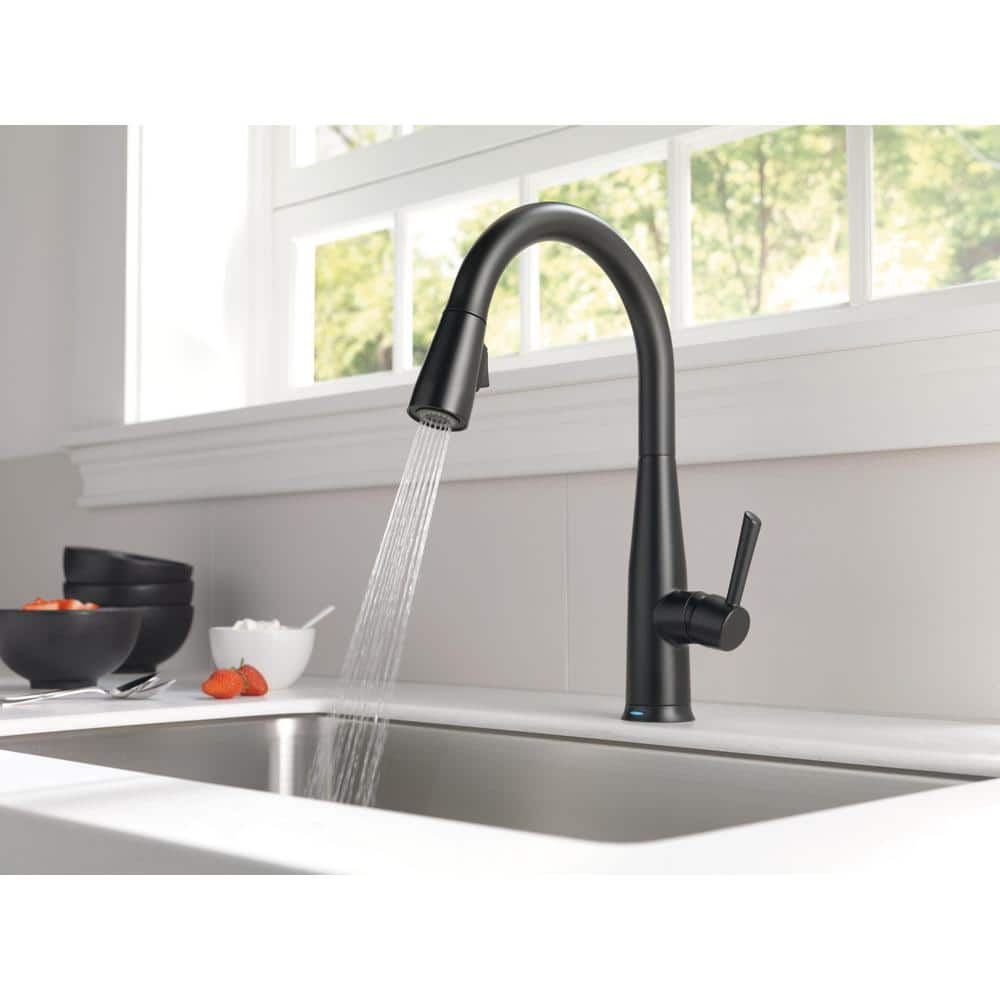 Matte Black Stainless Steel Pull-Down Kitchen Faucet