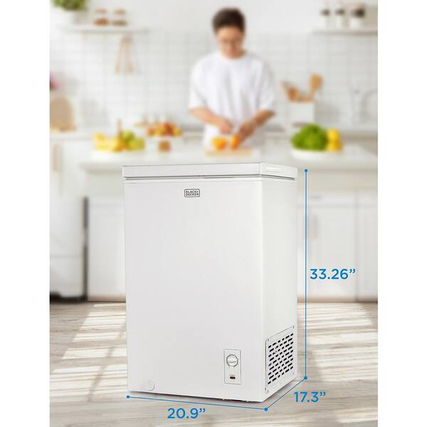 BLACK+DECKER BCFK276 20.9 in. 2.7 cu. ft. Manual Defrost Compact