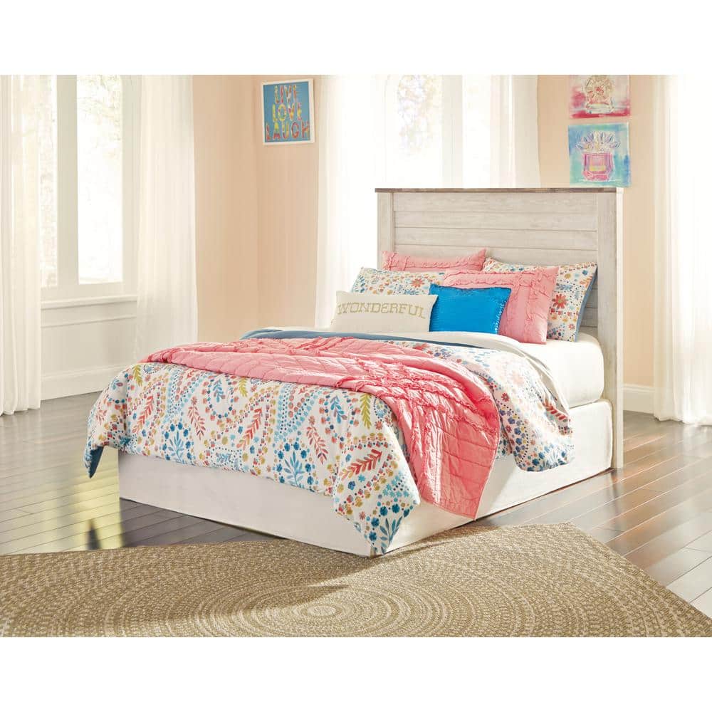 Willowton Whitewash Full Panel Bed with Faux Plank Detailing