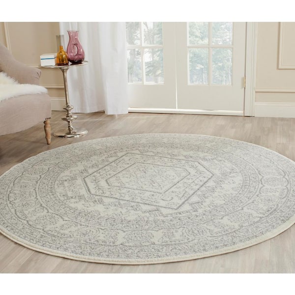 Adirondack Ivory/Silver 4 ft. x 4 ft. Border Medallion Round Area Rug