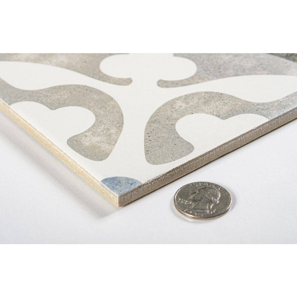Amore 8" x 8" Gray Glazed Porcelain Tile