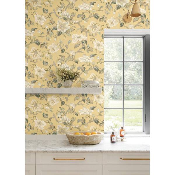 Marguerite Vine Yellow Wallpaper