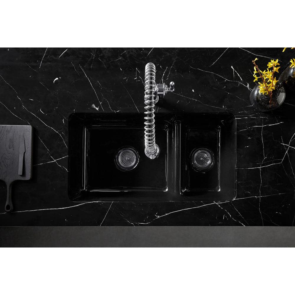 Polished Chrome Semi-Professional Kitchen Faucet with Pull-Out Spray