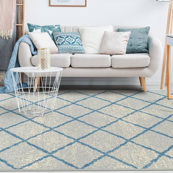 https://images.thdstatic.com/productImages/0669aec6-0c32-4a57-9401-d307b421fa48/svn/cream-superior-area-rugs-8x10rug-lattice-cr-1f_600.jpg