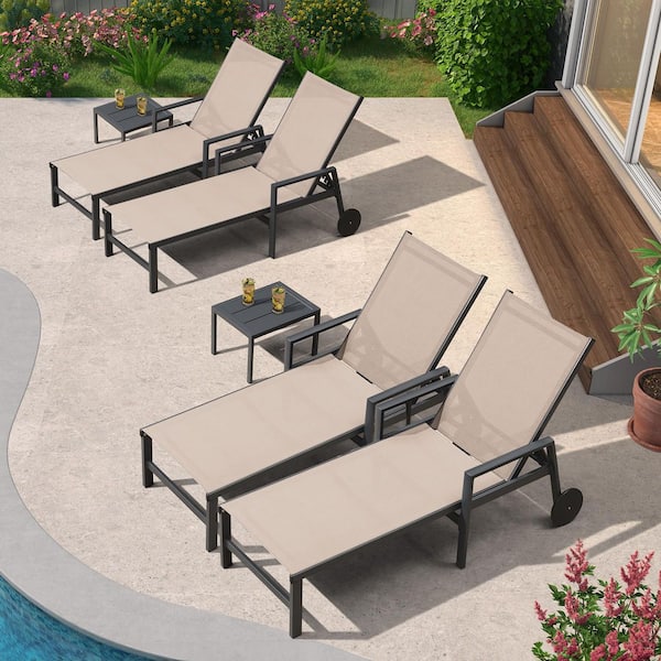 Outdoor Chaise Lounge with Wheels for Patio, Beach, Yard, Pool, Side Table Included