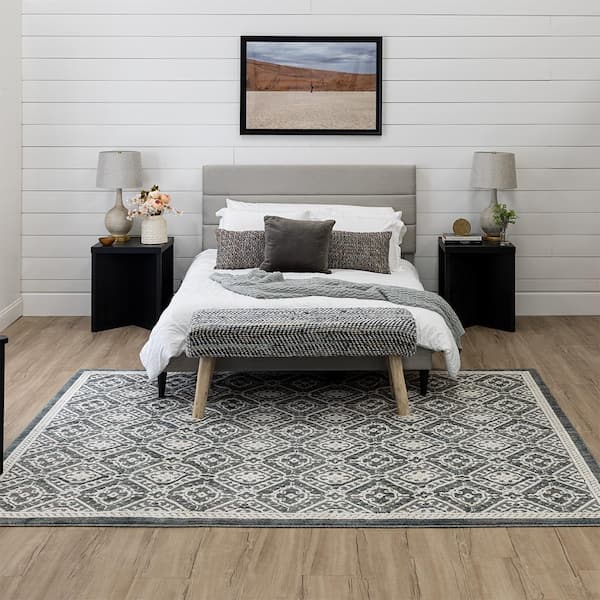 Envoy Border Steel Blue Cream 7 ft. 6 in. x 9 ft. 6 in. Medallion Indoor Area Rug