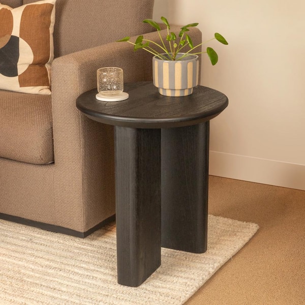 Storied Home Oliver 18.9 in. Black Round Asymmetrical Fir
