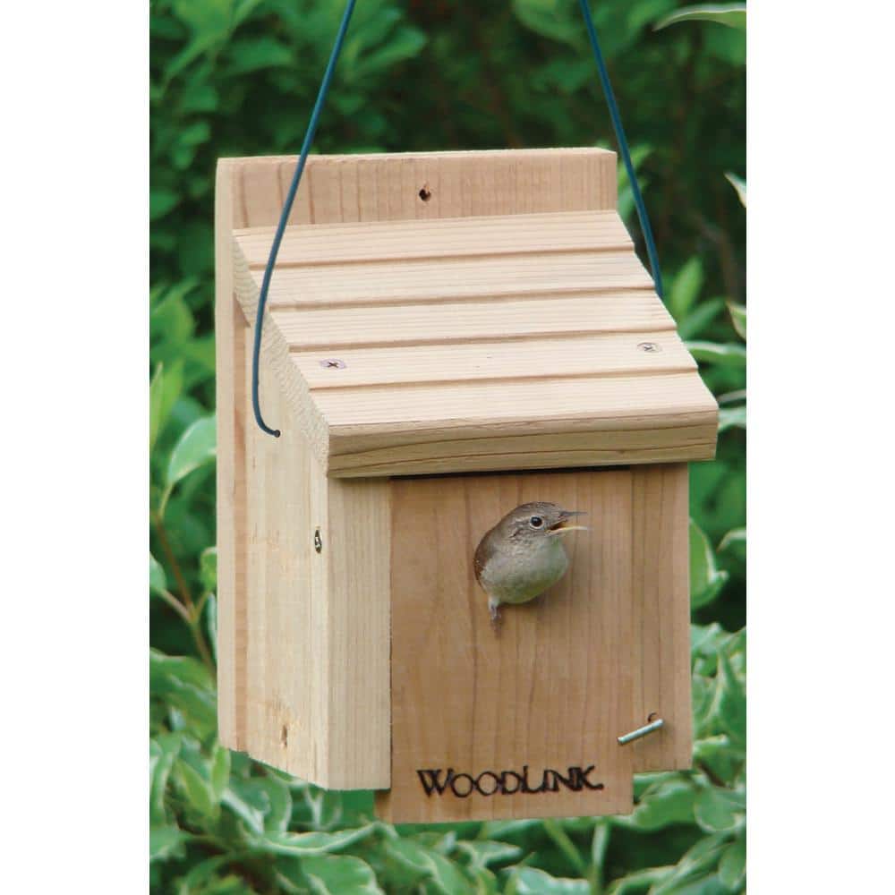 Natural Cedar Wren Birdhouse with Sloping Roof