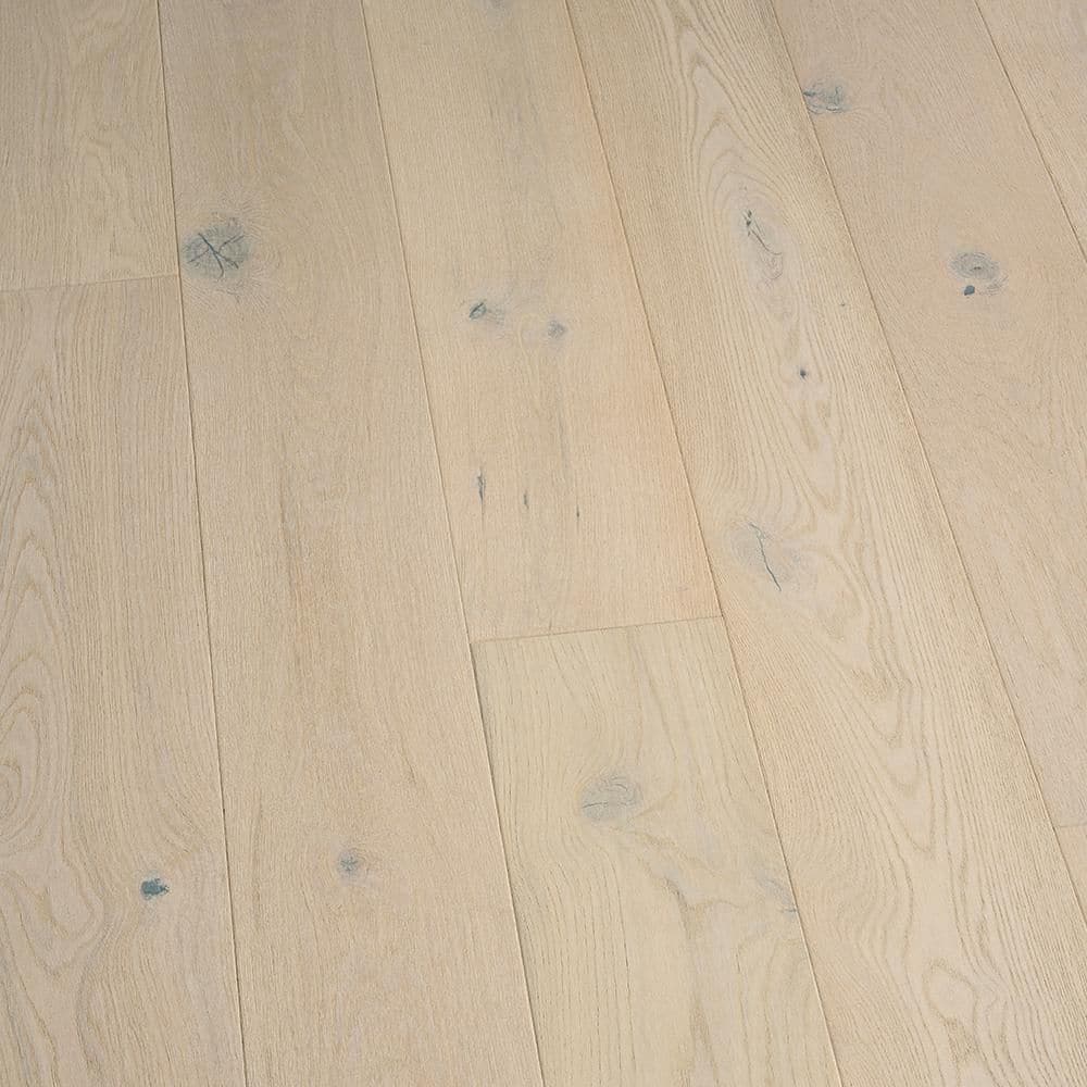 Del Prado French Oak 1/2 in.T x 7.5 in.W Tongue and Groove Wirebrushed Engineered Hardwood Flooring(23.3 sq.ft./Case)CXS price history on PriceWatchPro