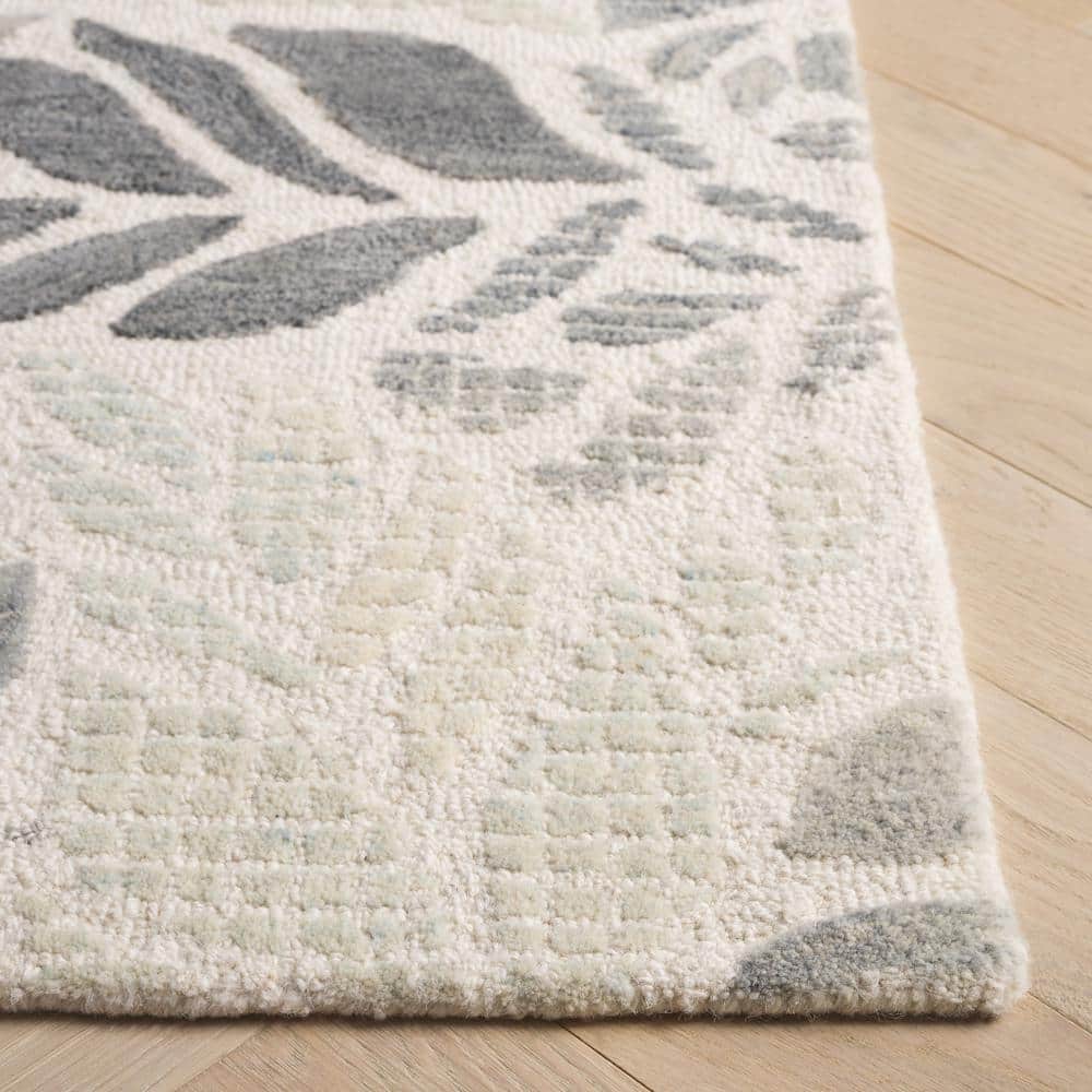 Ivory and Grey Floral Hand-Tufted Wool Area Rug, 5' x 8'