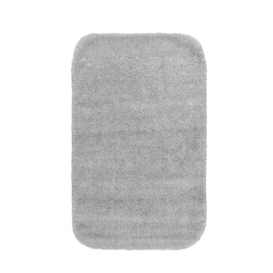 Traditional Platinum Gray 24 in. x 40 in. Washable Bathroom Accent Rug
